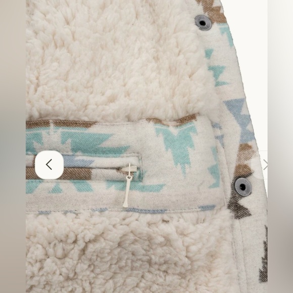 Outback Trading Southwest Style Berber Lined Women's Jacket - Brown, Cream, Blue - Picture 4 of 4